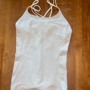 Lululemon Free to be tank